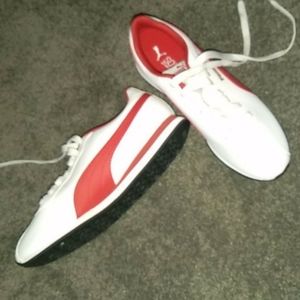 Puma roma shoes
